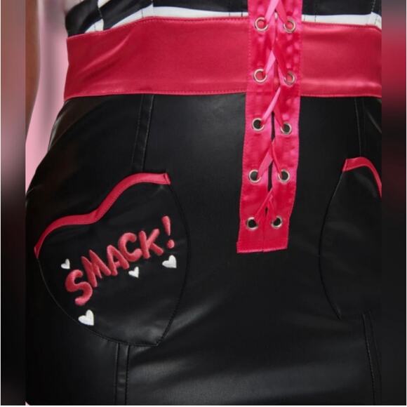 Unique Vintage Betty & Veronica Faux Leather Striped Corset Wiggle Dress 1X NWOT - Picture 4 of 5